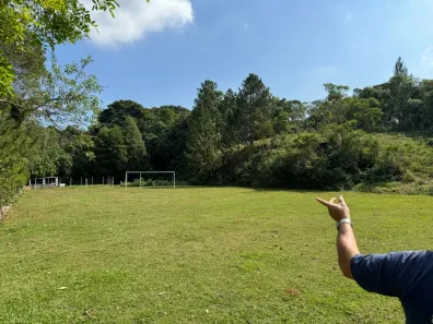 Fazenda/Sítio com 3 Quartos à venda, 200m² no Parque Florestal, São Paulo