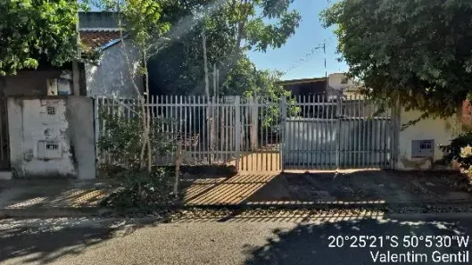 Casa com 2 Quartos à venda, 178m² no Jardim Campo Belo, Valentim Gentil
