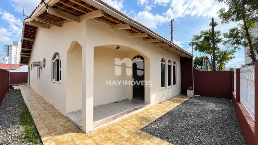 Casa com 2 Quartos para alugar, 198m² no Centro, Itajaí