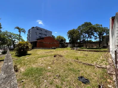 Lote/Terreno à venda, 798m² no Chácara das Pedras, Porto Alegre