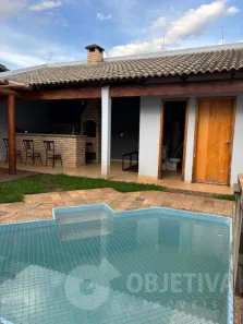 Casa com 3 Quartos à venda, 210m² no Jardim Patrícia, Uberlândia