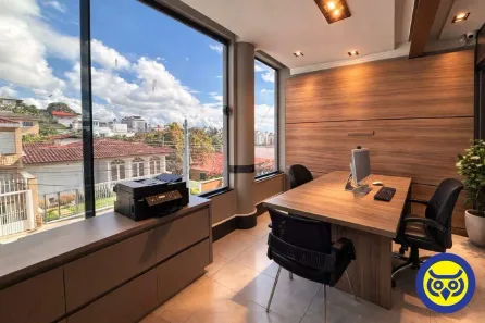 Casa com 3 Quartos para alugar, 300m² no Centro, Florianópolis
