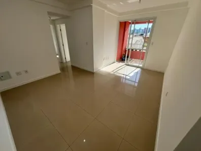 Apartamento com 2 Quartos à venda, 73m² no Barreiros, São José