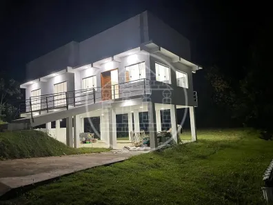 Casa de Condomínio com 3 Quartos à venda, 199m² no Loteamento Chacara Parque Oriente, Embu-Guaçu