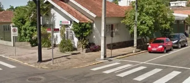 Casa para alugar, 912m² no Centro, Flores da Cunha