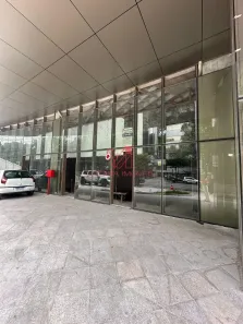 Sala Comercial para alugar, 272m² no Enseada do Suá, Vitória