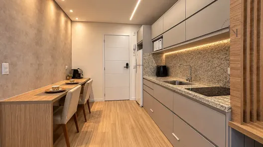 Apartamento com 1 Quarto para alugar, 25m² no Centro, Curitiba