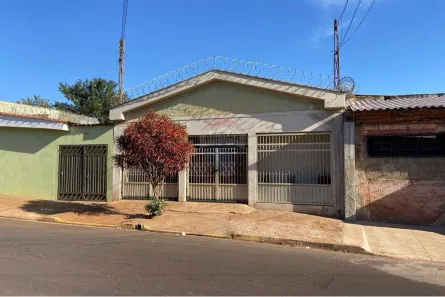 Casa com 3 Quartos à venda, 105m² no Antônio Marincek, Ribeirão Preto