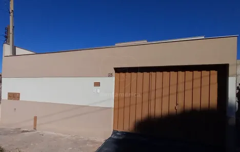 Casa com 3 Quartos para alugar, 82m² no Ideal, Londrina