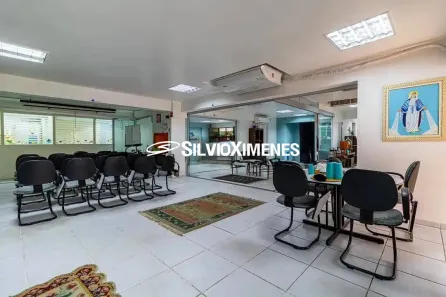 Ponto Comercial para alugar, 552m² no Santa Efigênia, Belo Horizonte