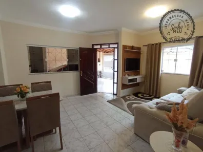 Casa com 2 Quartos para alugar, 175m² no Canto do Forte, Praia Grande