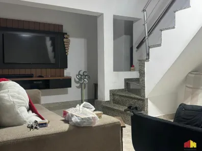 Casa com 2 Quartos à venda, 90m² no Vila Carrão, São Paulo