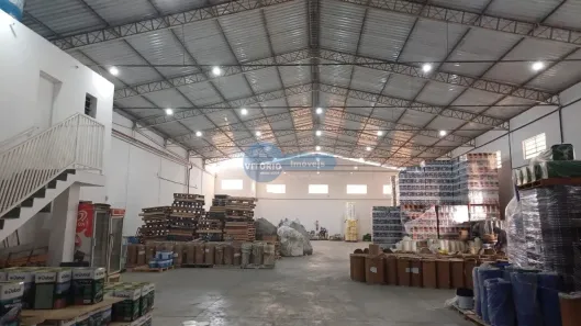 Galpão/Depósito/Armazém para alugar, 900m² no Estância Imperial, Araçariguama