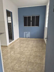 Apartamento para alugar, 18m² no Cambuci, São Paulo