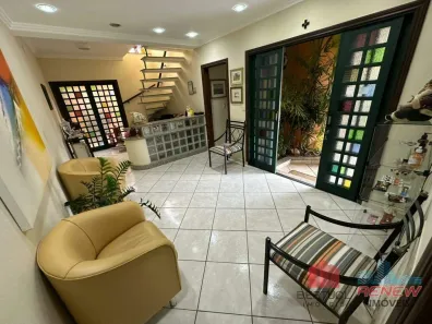 Imóvel Comercial à venda, 241m² no Centro, Vinhedo