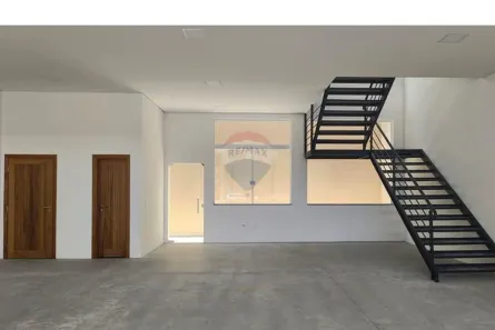 Galpão/Depósito/Armazém para alugar, 100m² no Jardim Monte Kemel, São Paulo