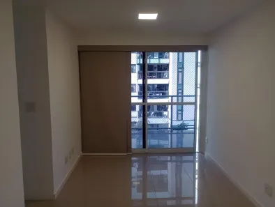 Apartamento com 2 Quartos para alugar, 70m² no Recreio dos Bandeirantes, Rio de Janeiro
