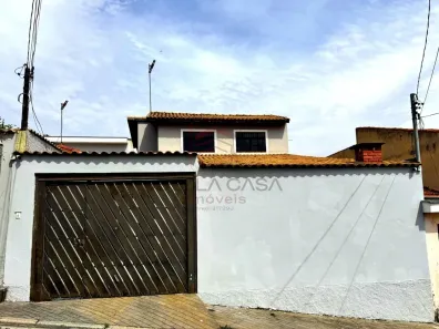 Casa com 3 Quartos à venda, 210m² no Vila Carrão, São Paulo