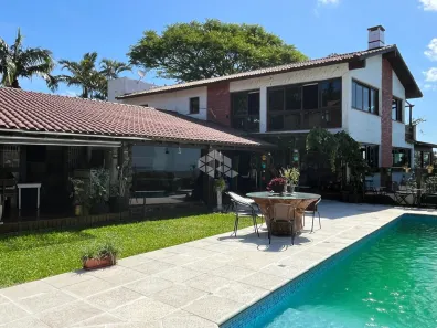 Casa com 6 Quartos à venda, 543m² no Vila Assunção, Porto Alegre