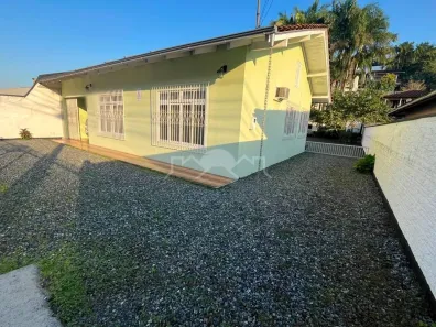 Casa com 3 Quartos à venda, 80m² no Santa Catarina, Joinville