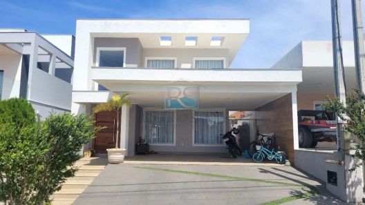 Casa de Condomínio com 3 Quartos à venda, 120m² no Lagoa, Macaé
