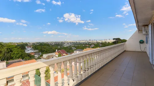 Casa com 4 Quartos à venda, 400m² no Vista Alegre, Curitiba