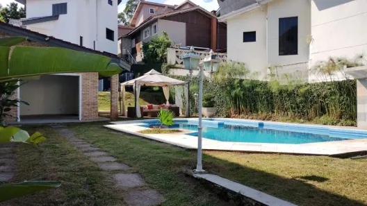 Sobrado com 3 Quartos à venda, 330m² no Arujá 5, Arujá