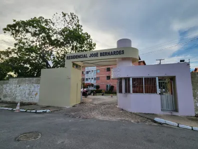 Apartamento com 2 Quartos para alugar, 47m² no Serraria, Maceió