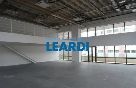 Sala Comercial para alugar, 377m² no Vila Olímpia, São Paulo