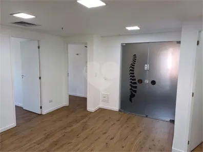 Sala Comercial à venda, 60m² no Indianópolis, São Paulo