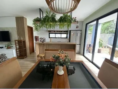 Casa com 3 Quartos à venda, 142m² no Campeche, Florianópolis