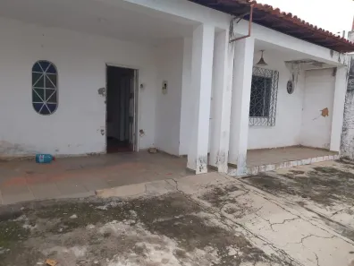 Casa com 3 Quartos à venda, 120m² no Saci, Teresina