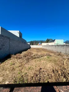Lote/Terreno à venda, 300m² no Jardim Tarumãs, Caraguatatuba