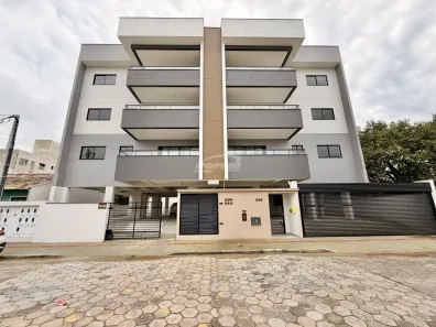 Apartamento com 3 Quartos para alugar, 97m² no Itacolomi, Balneário Piçarras