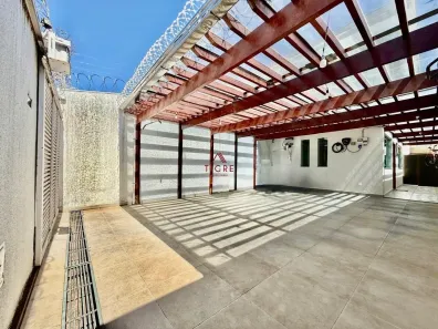 Casa com 3 Quartos à venda, 245m² no Santa Amélia, Belo Horizonte
