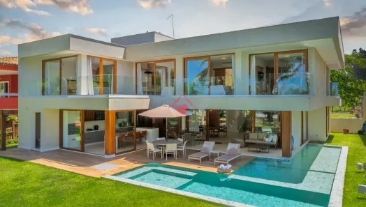 Casa de Condomínio com 6 Quartos para alugar, 360m² no Guarajuba (Monte Gordo), Camaçari