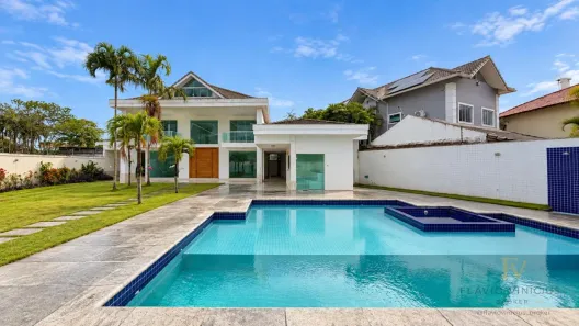 Casa com 6 Quartos para alugar, 1100m² no Barra da Tijuca, Rio de Janeiro