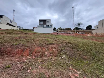 Lote/Terreno à venda, 323m² no Teixeiras, Juiz de Fora