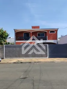 Sobrado com 3 Quartos à venda, 245m² no Vila Operária, Rio Claro