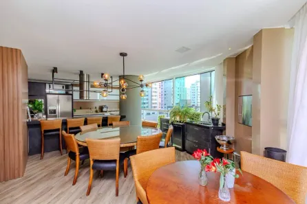 Apartamento com 3 Quartos à venda, 179m² no Centro, Balneário Camboriú