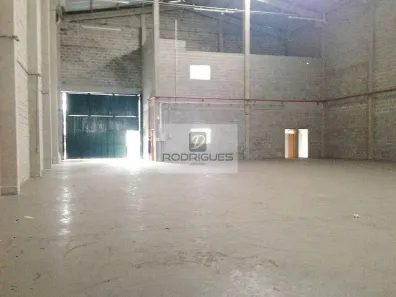 Galpão/Depósito/Armazém para alugar, 2200m² no Taboão, São Bernardo do Campo