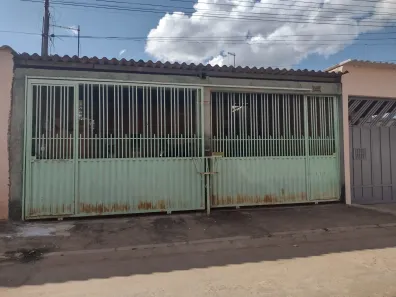 Casa com 4 Quartos à venda, 337m² no Arapoanga, Brasília