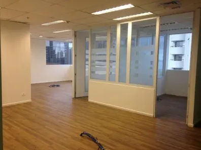Sala Comercial para alugar, 245m² no Bela Vista, São Paulo