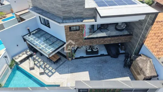 Casa com 3 Quartos à venda, 243m² no Camboinhas, Niterói