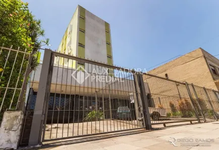 Ponto Comercial para alugar, 806m² no Partenon, Porto Alegre