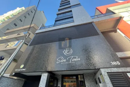 Apartamento com 3 Quartos para alugar, 110m² no Meia Praia, Itapema