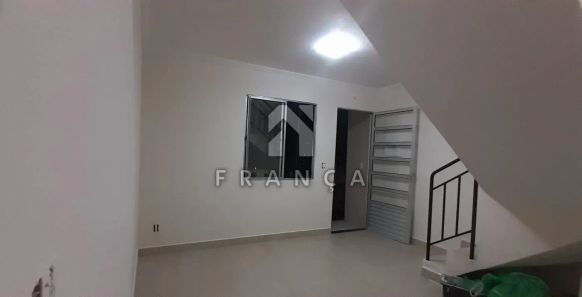Sobrado com 2 Quartos à venda, 51m² no Vila São Geraldo, São José dos Campos