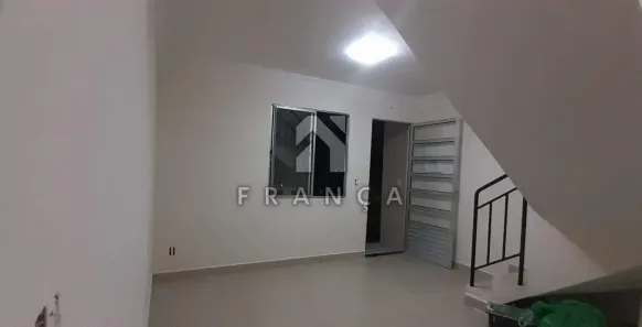 Sobrado com 2 Quartos à venda, 51m² no Vila São Geraldo, São José dos Campos
