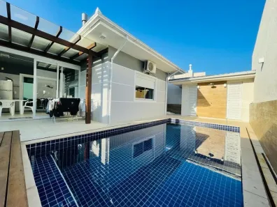 Casa com 3 Quartos à venda, 180m² no Pedra Branca, Palhoça