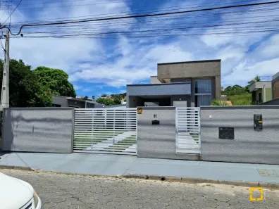 Casa com 3 Quartos à venda, 145m² no Ingleses do Rio Vermelho, Florianópolis